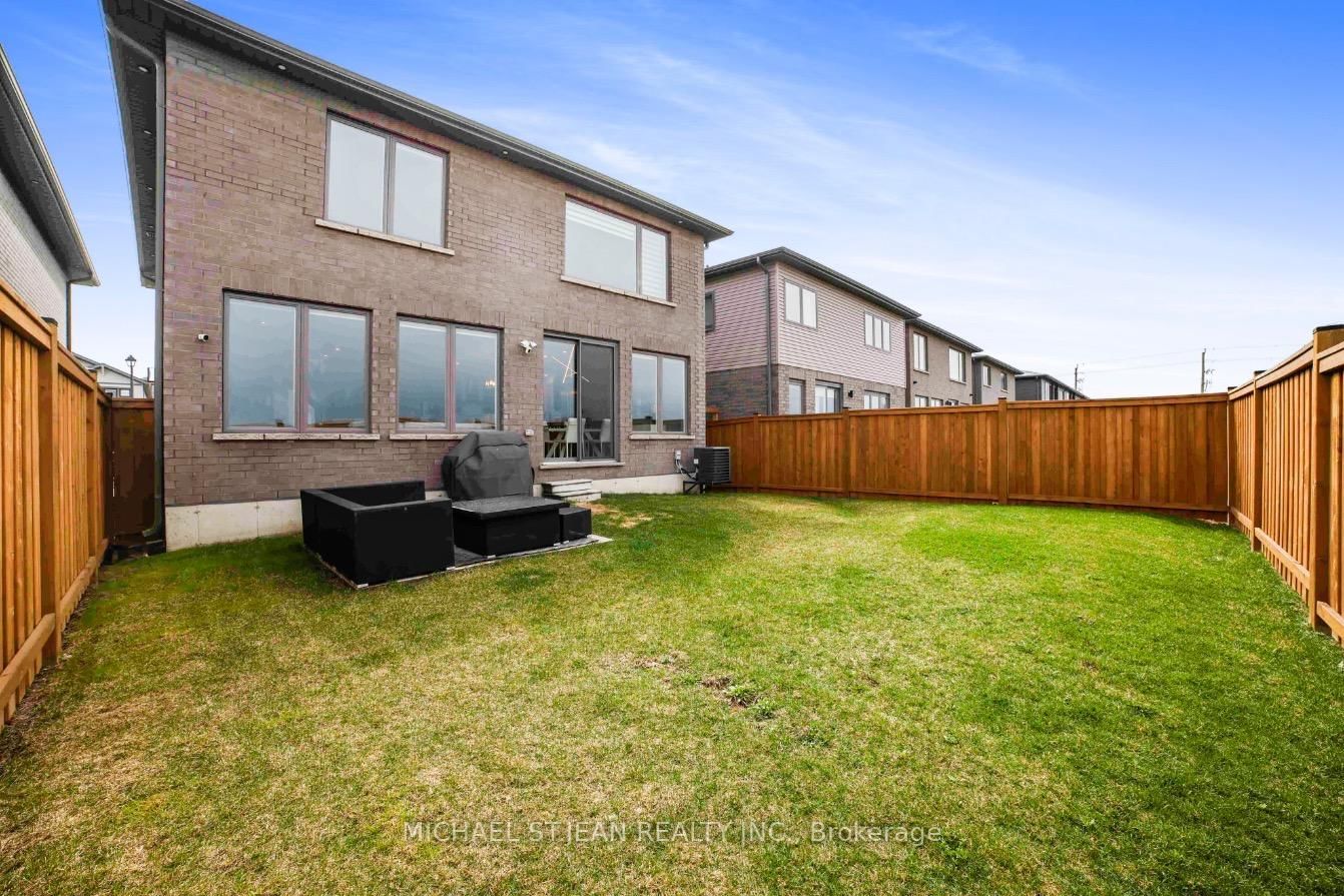 116 Bedrock Drive • Hamilton, ON photo 39