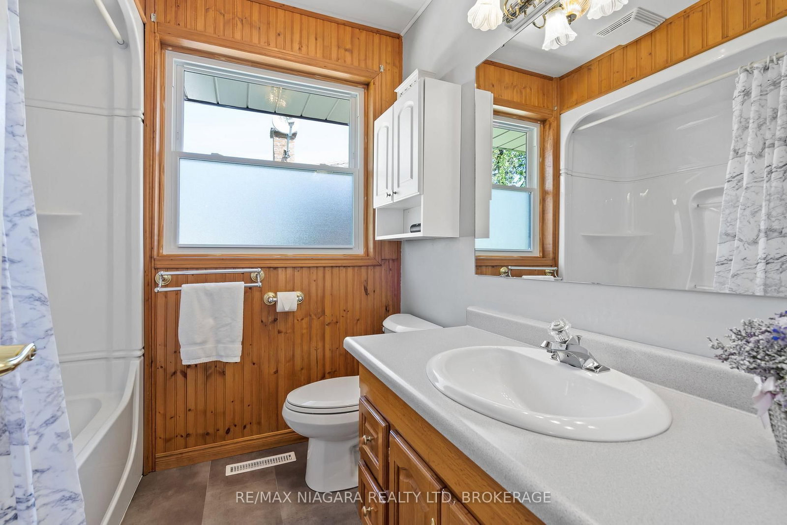 17 Sheba Crescent • Port Colborne, ON photo 14