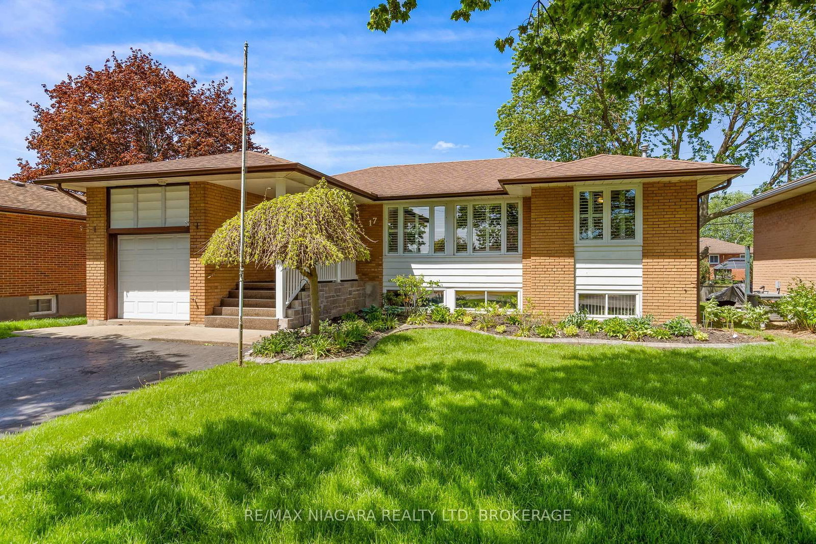 17 Sheba Crescent • Port Colborne, ON photo 3