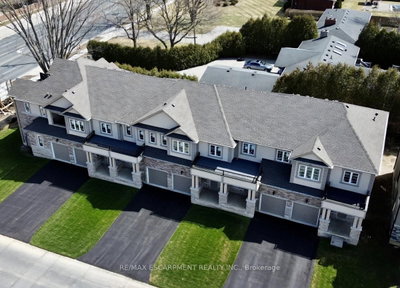 11 DAVINCI Boulevard • Hamilton, ON photo 3