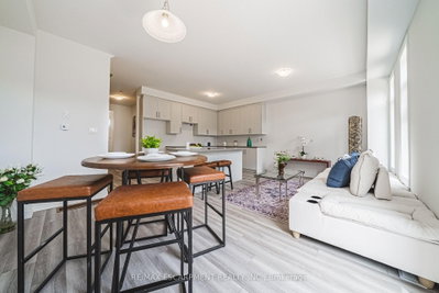 11 DAVINCI Boulevard • Hamilton, ON photo 9