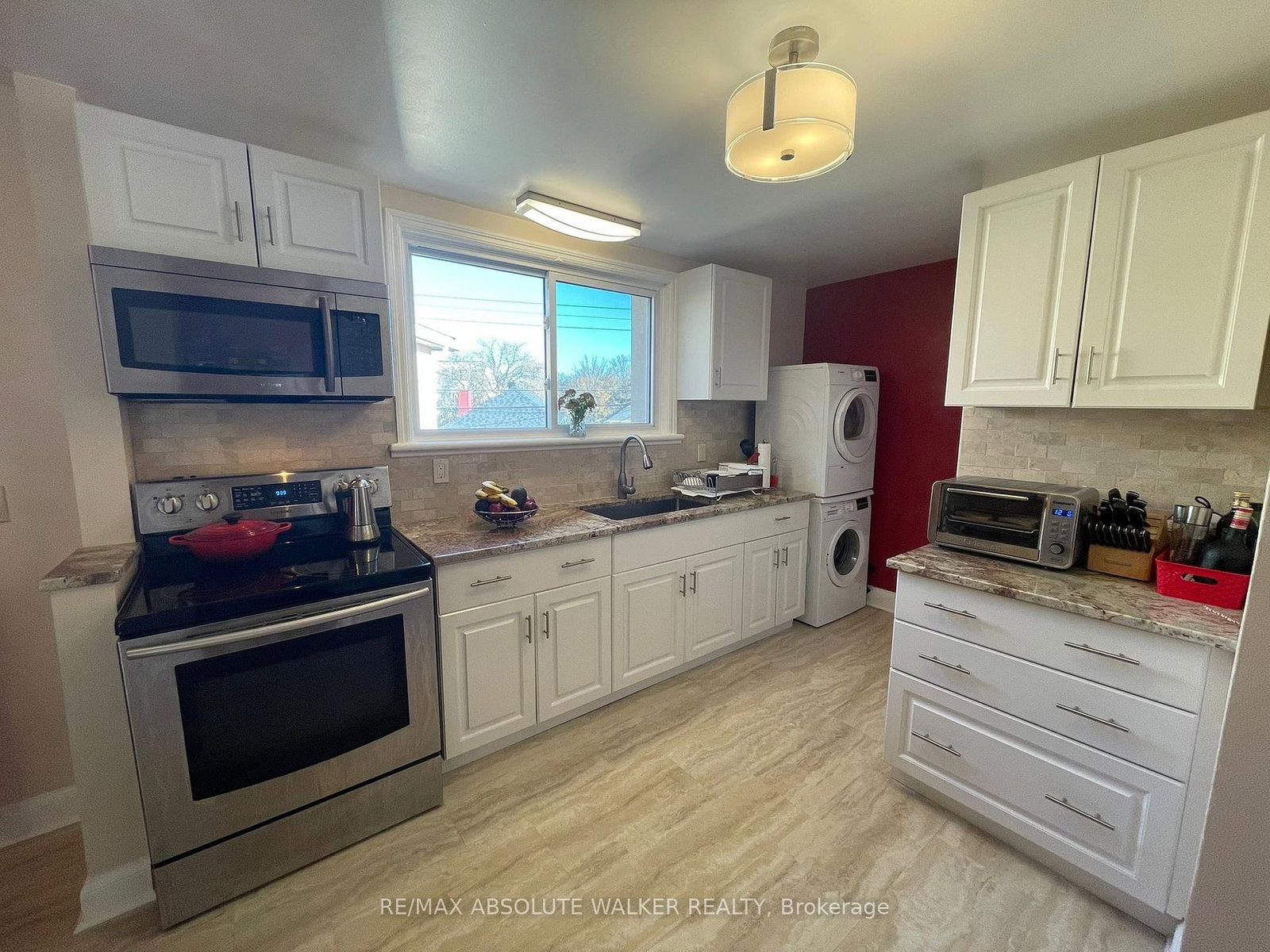 131 Dagmar Avenue, Unit 3 - Photo 7