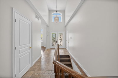 91 Candlewood Drive, Hamilton, ON, photo 4