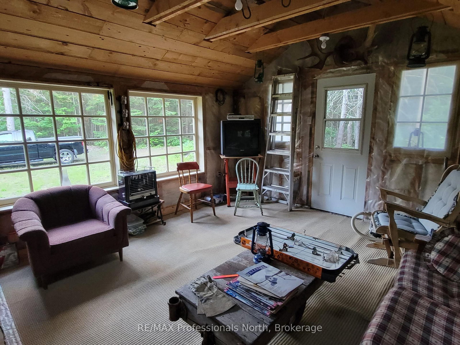 156 BUTTERFIELD Road • Powassan, ON photo 3