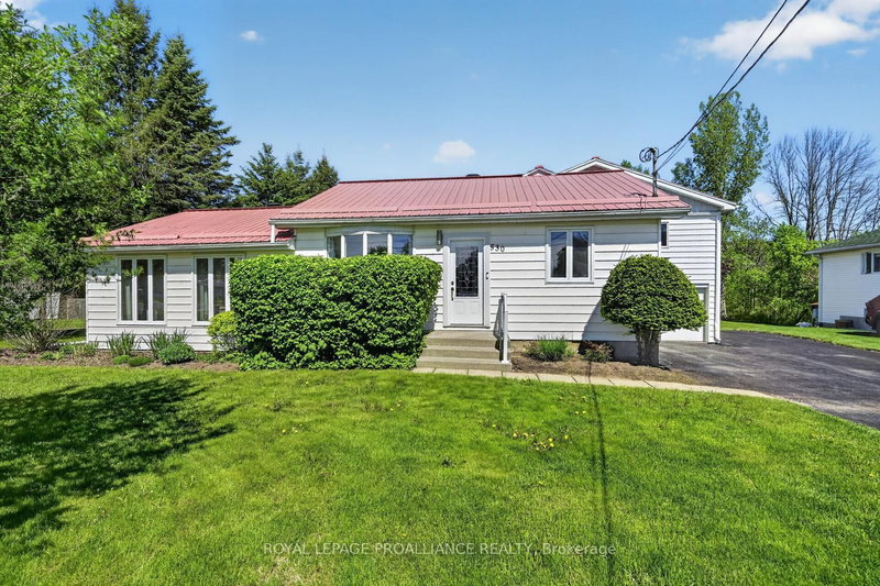 home for sale on 530 Gill Street N