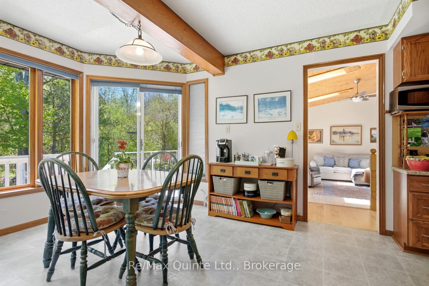 21858 Loyalist Parkway • Quinte West, ON photo 13