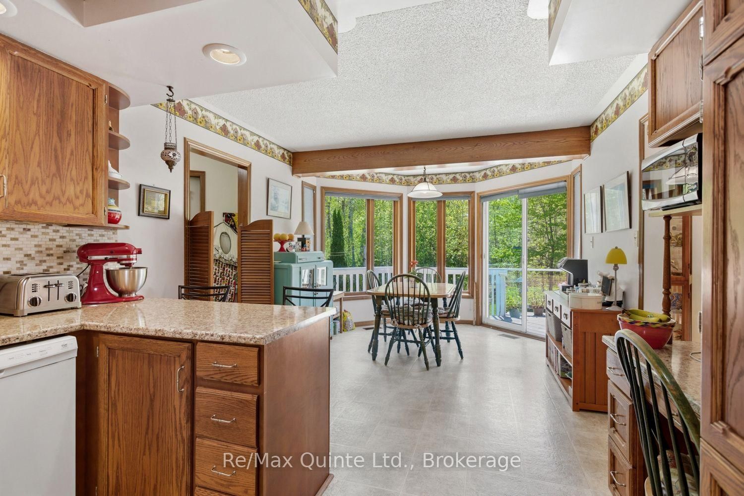 21858 Loyalist Parkway • Quinte West, ON photo 18