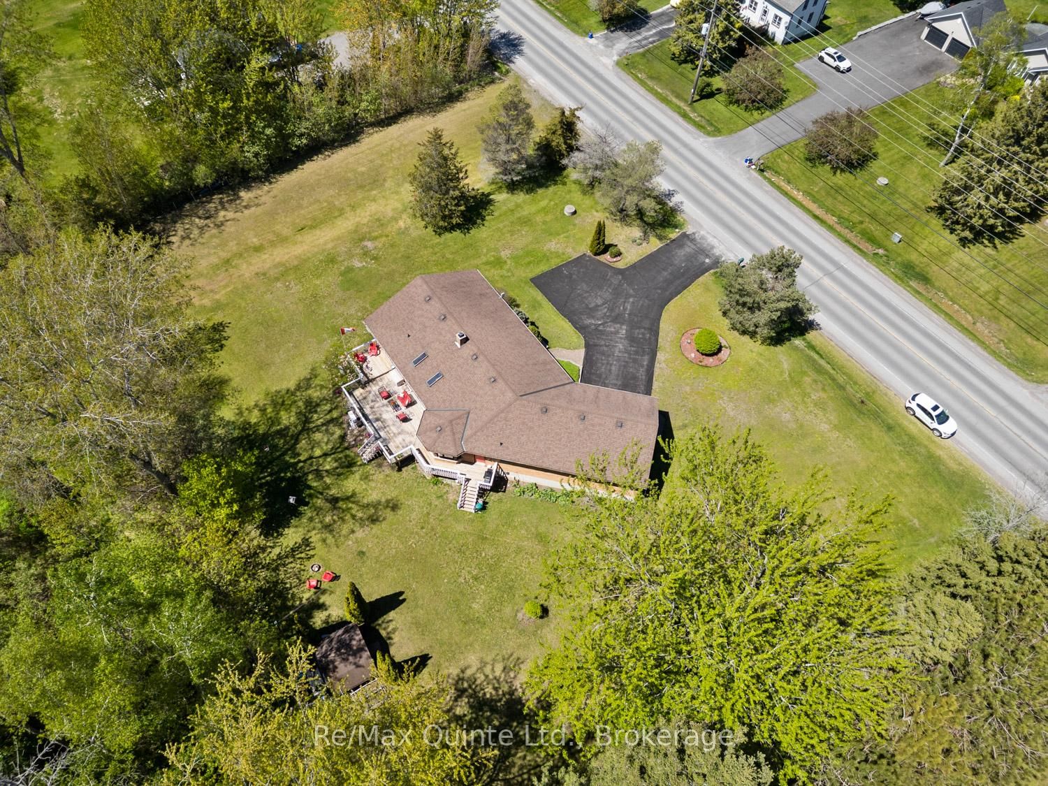 21858 Loyalist Parkway • Quinte West, ON photo 46