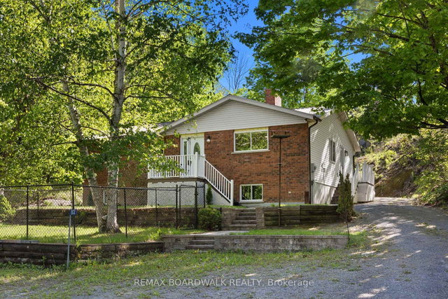 802 Beach Lane