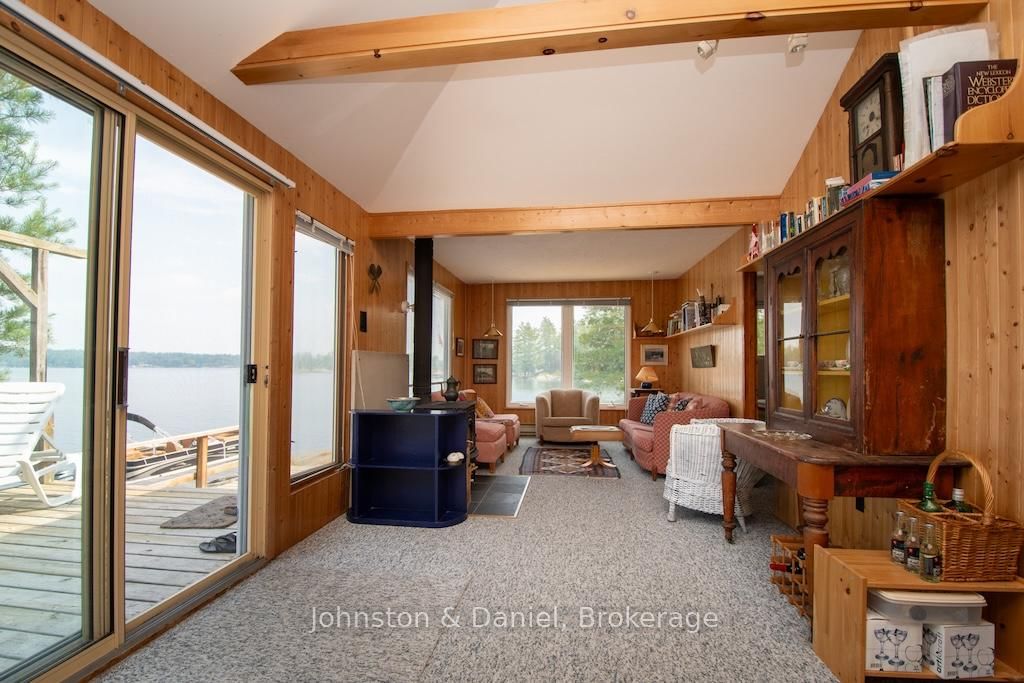 4446 Is 107 Stoney Lake Island • North Kawartha, ON photo 6