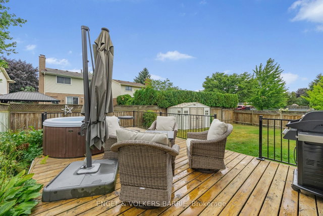 1 Aspen Court