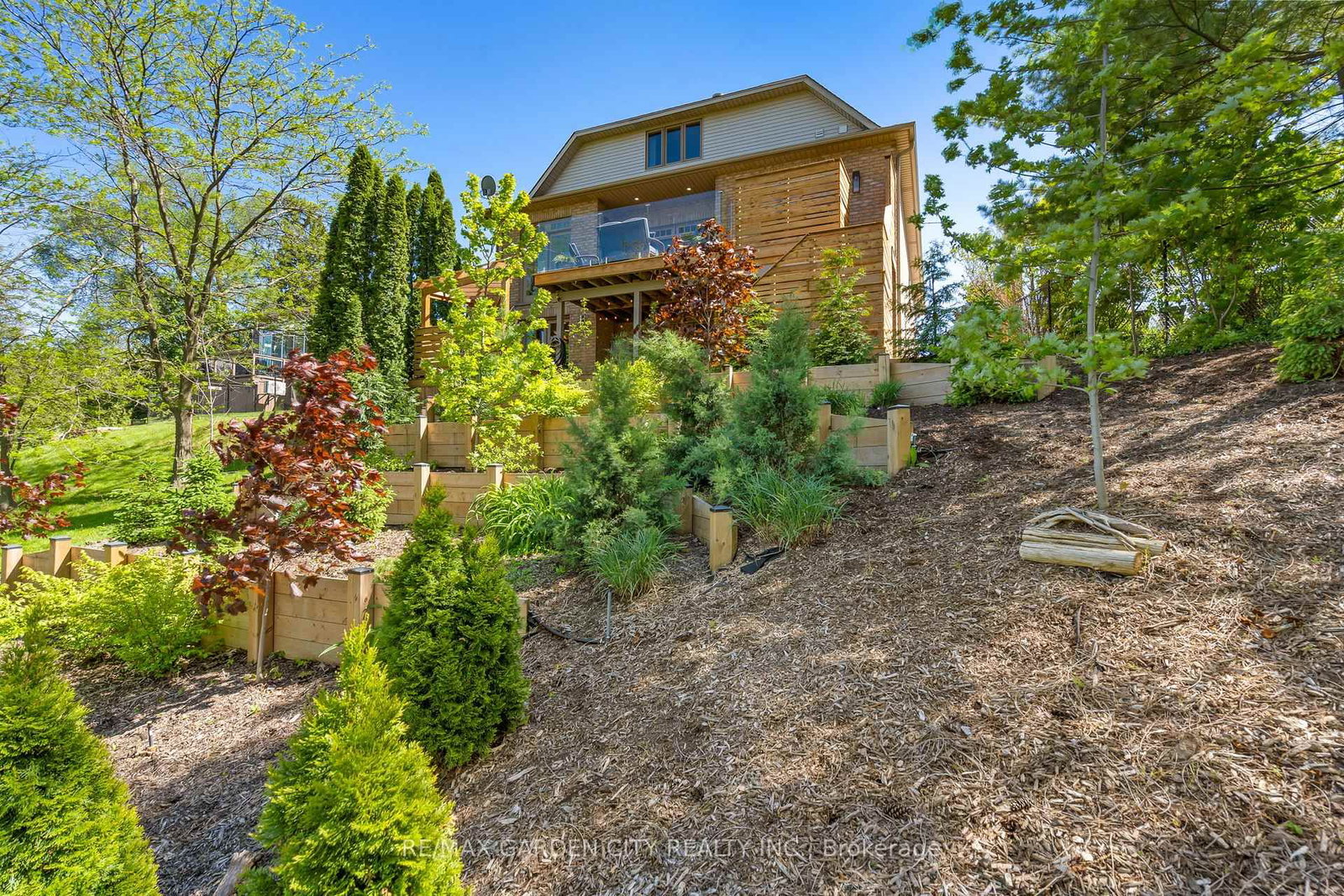 3465 Vinehaven Trail • Lincoln, ON photo 44