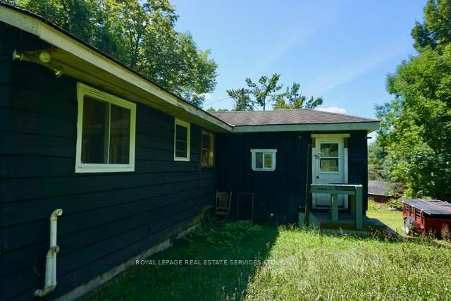 1116 Moon River Road • Muskoka Lakes, ON photo 3