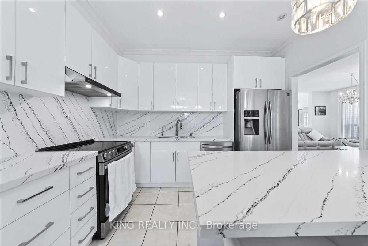 76 Blackburn Drive • Brantford, ON photo 11