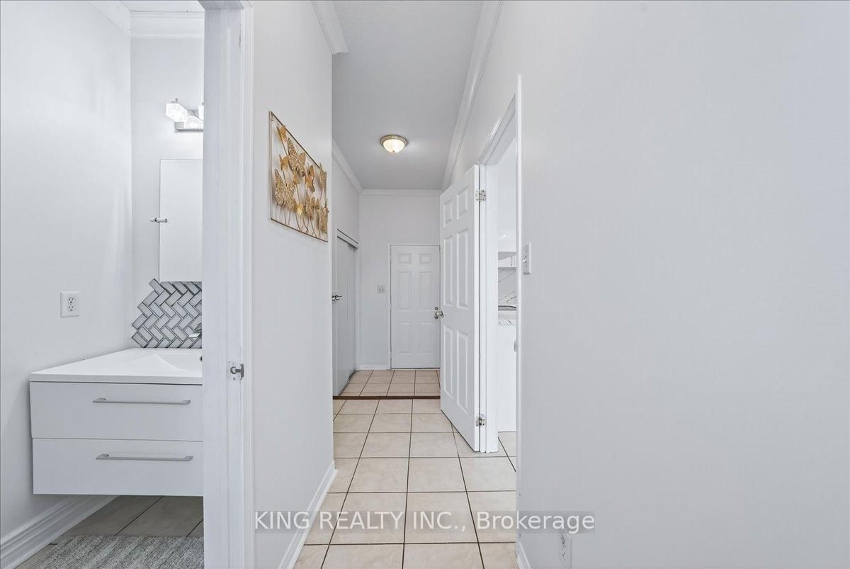 76 Blackburn Drive • Brantford, ON photo 15