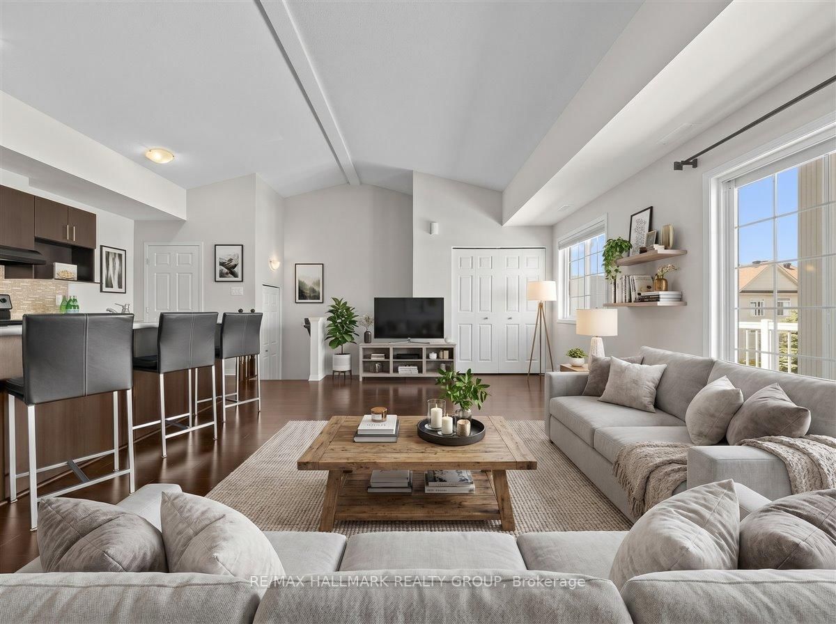 102 Artesa Private • #I • Ottawa, ON photo 13