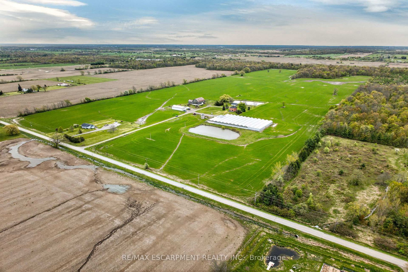 1054 Townline Road E • Haldimand, ON photo 1