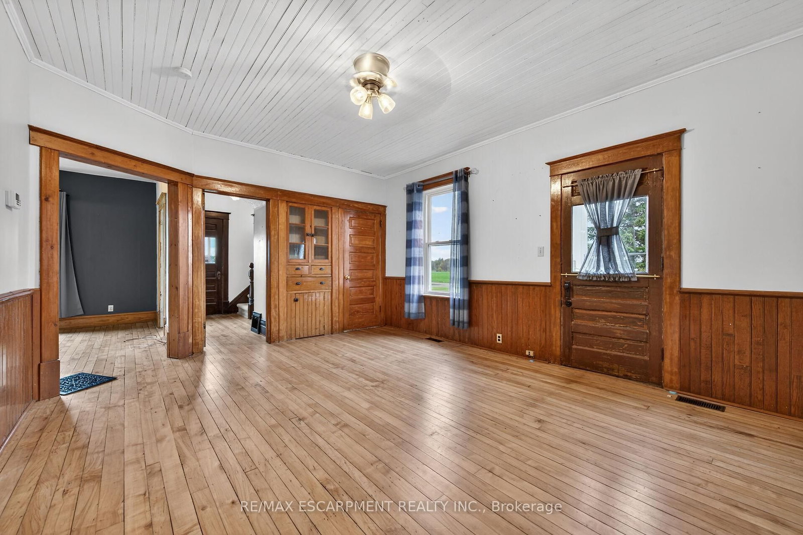 1054 Townline Road E • Haldimand, ON photo 14