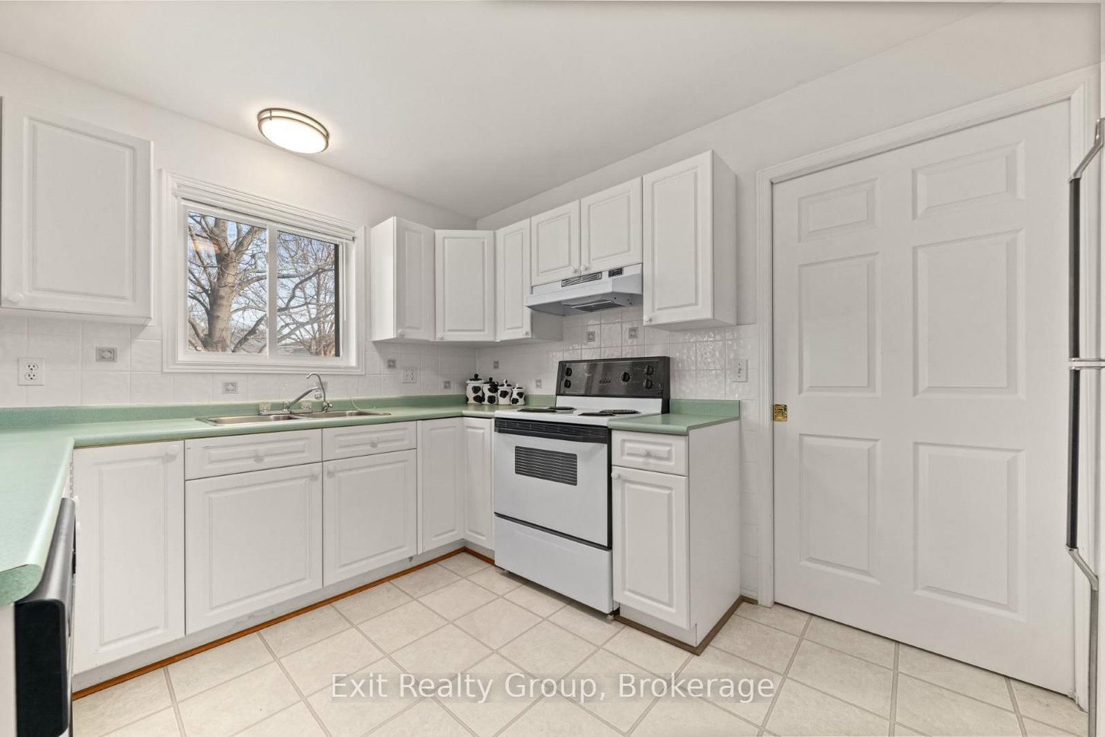 7 Cretney Drive • Prince Edward County, ON photo 20