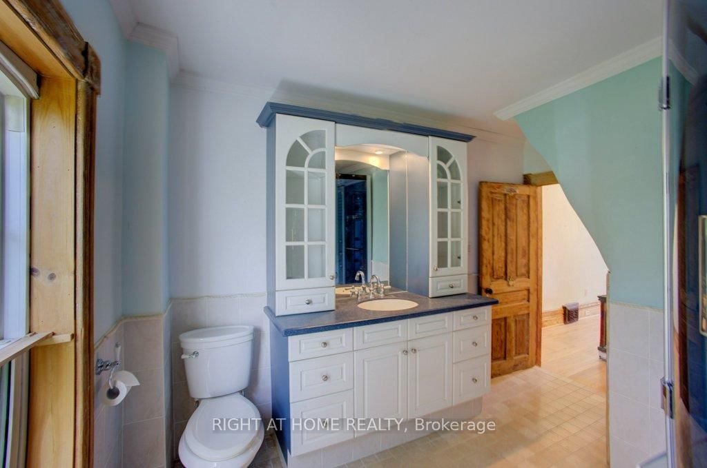 402 Lambton Street E • West Grey, ON photo 25