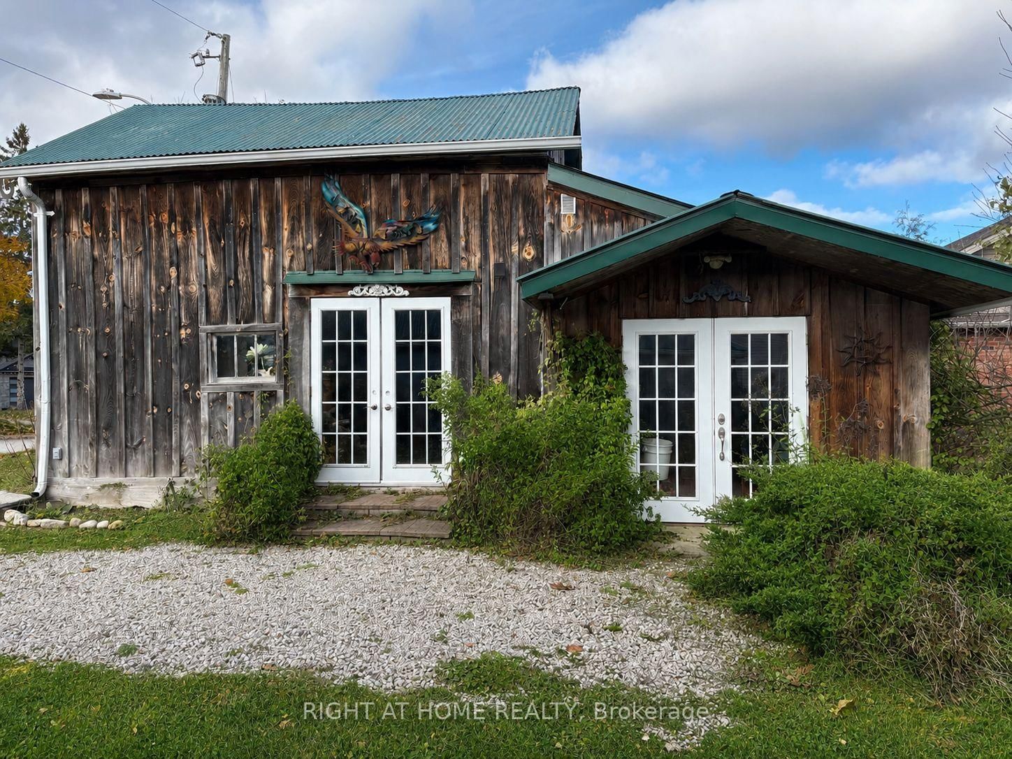 402 Lambton Street E • West Grey, ON photo 29