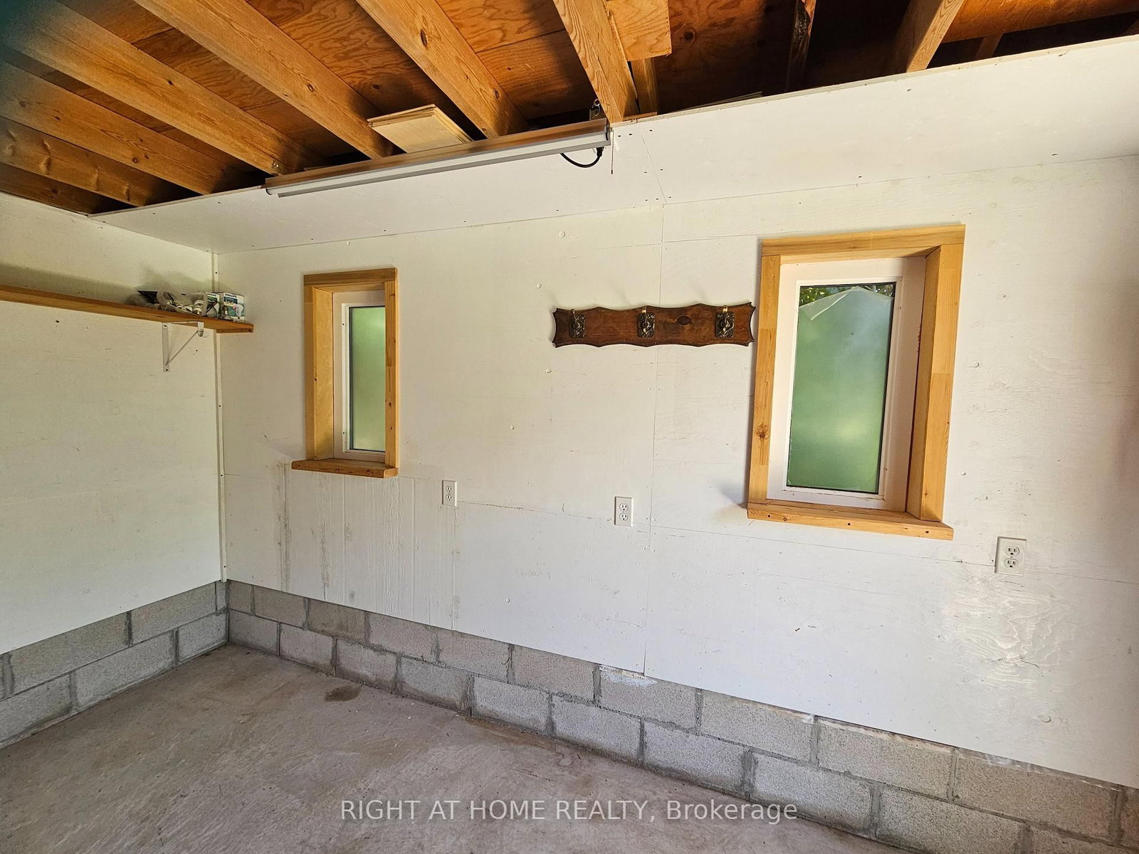 402 Lambton Street E • West Grey, ON photo 34