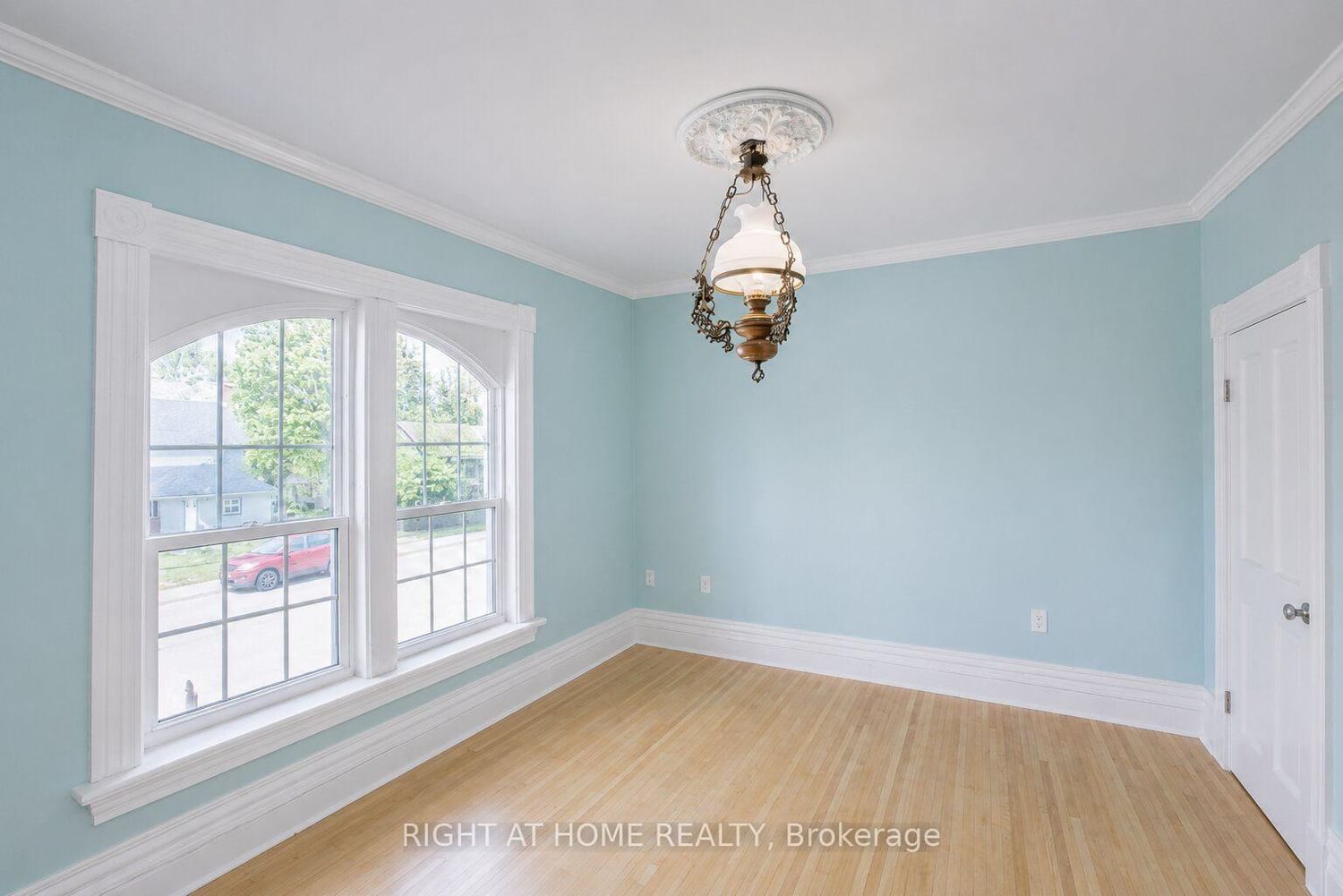 402 Lambton Street E • West Grey, ON photo 45