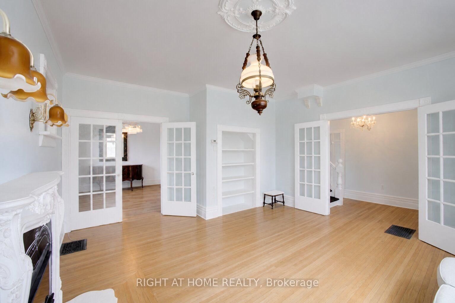 402 Lambton Street E • West Grey, ON photo 8