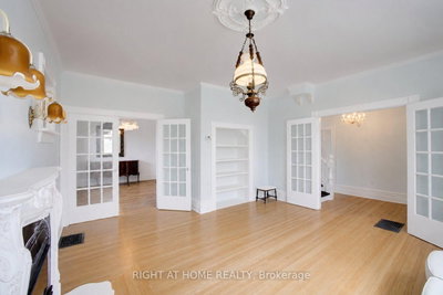 402 Lambton Street E • West Grey, ON photo 8