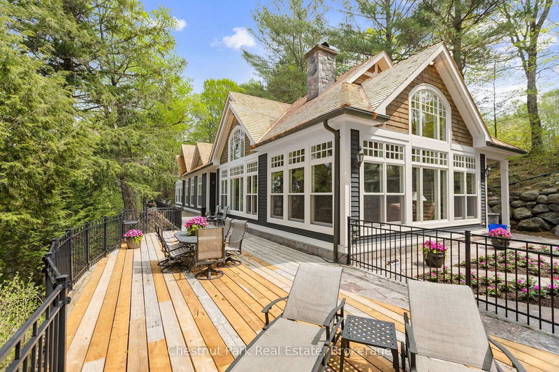 #12 - 1025 Appian Way
