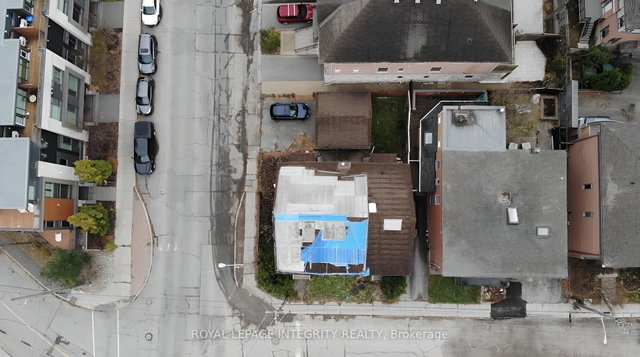 24-26 CONCORD Street N