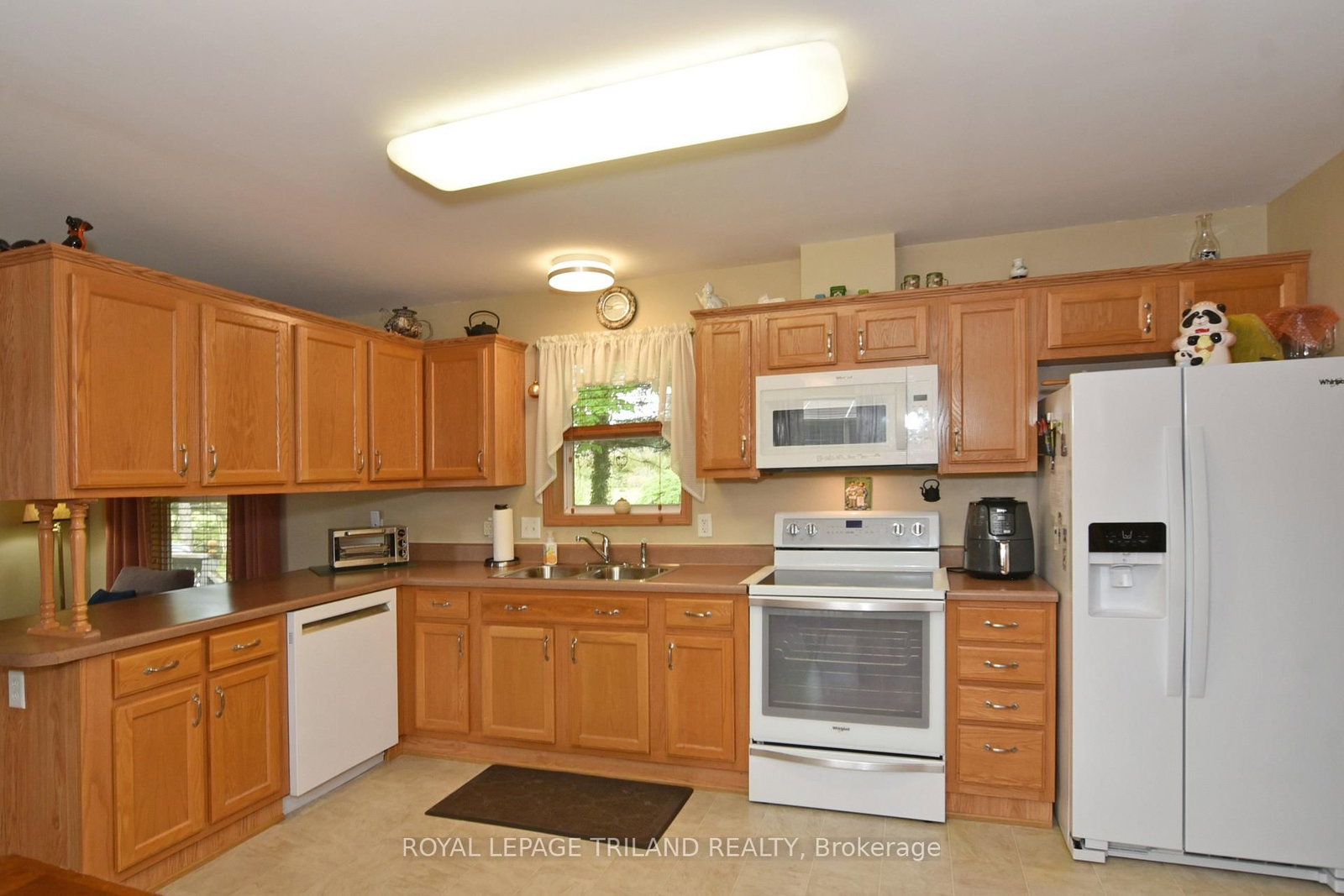 9385 IPPERWASH Road • #15 • Lambton Shores, ON photo 14
