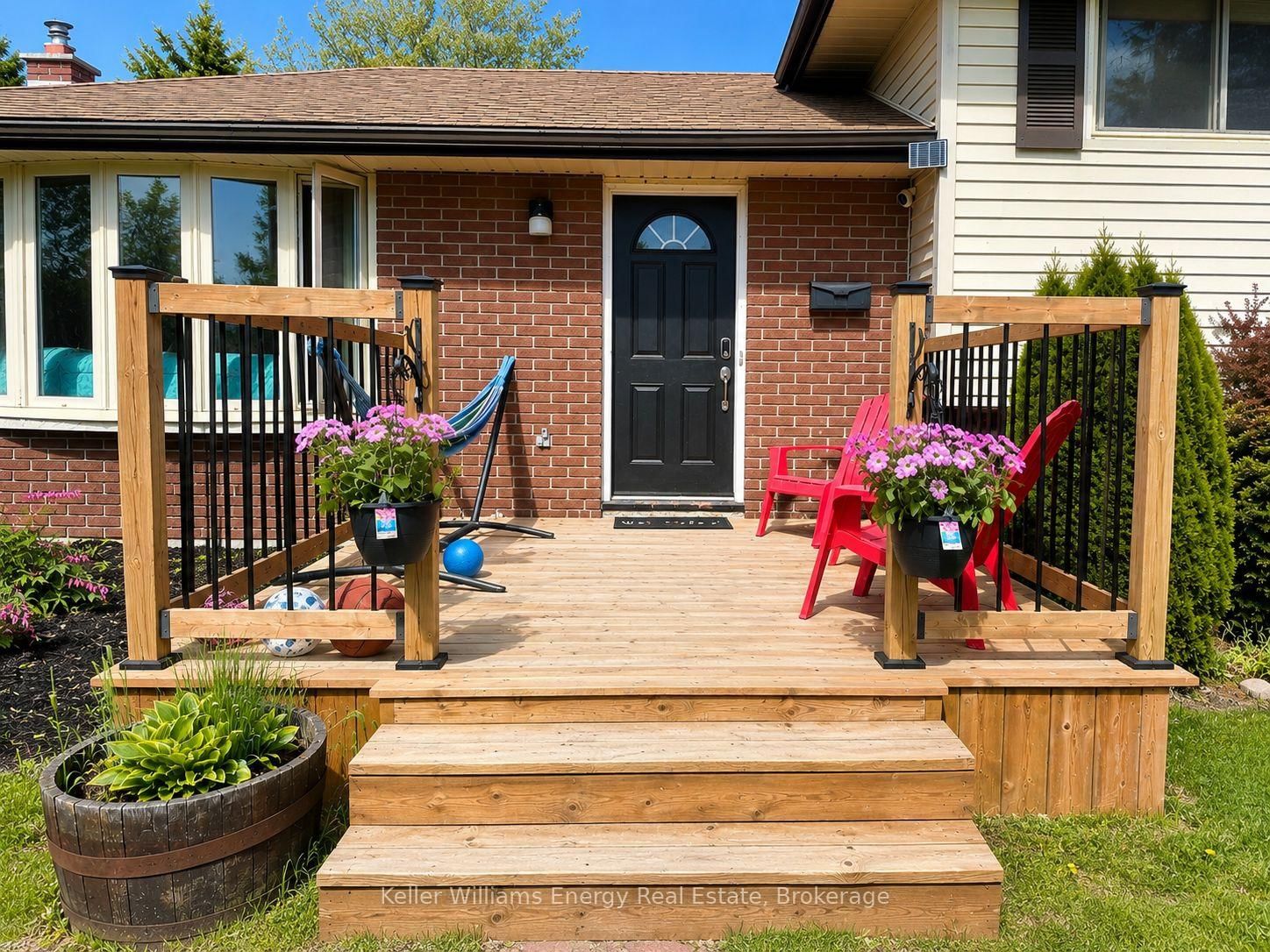 245 Smart Crescent • Greater Napanee, ON photo 3