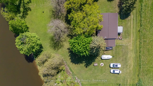 48 Poechman Lane