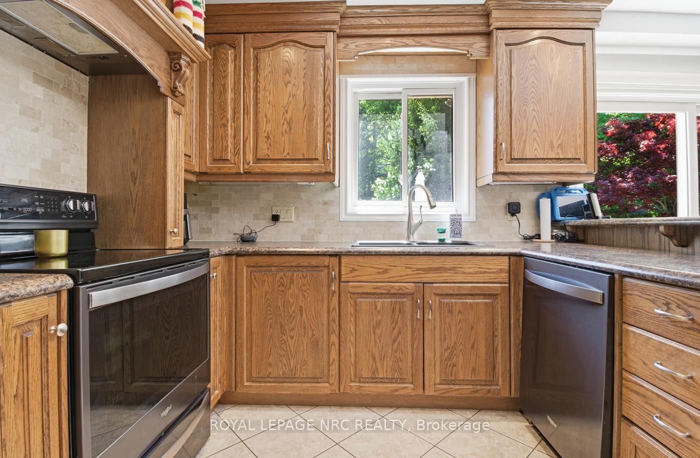 6 Nursery Lane • Pelham, ON photo 19