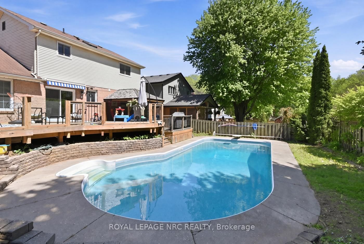 6 Nursery Lane • Pelham, ON photo 38