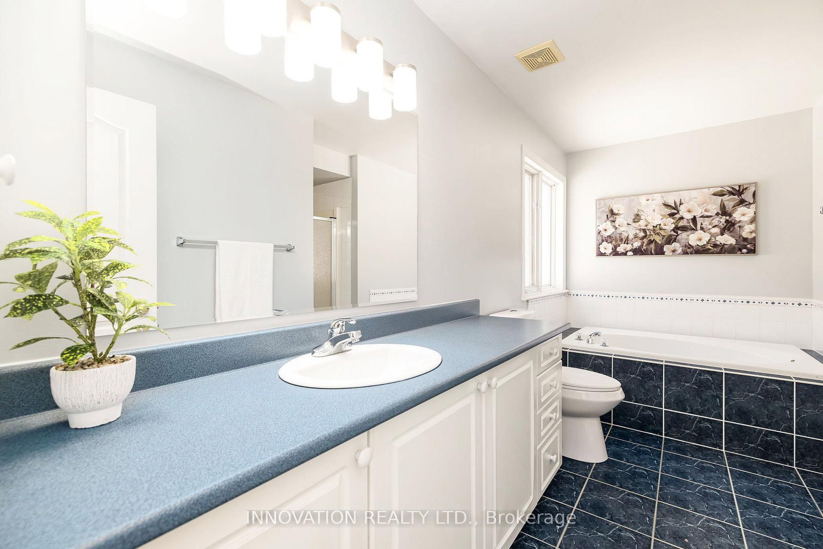 30 Mountain Ash Drive • Ottawa, ON photo 18