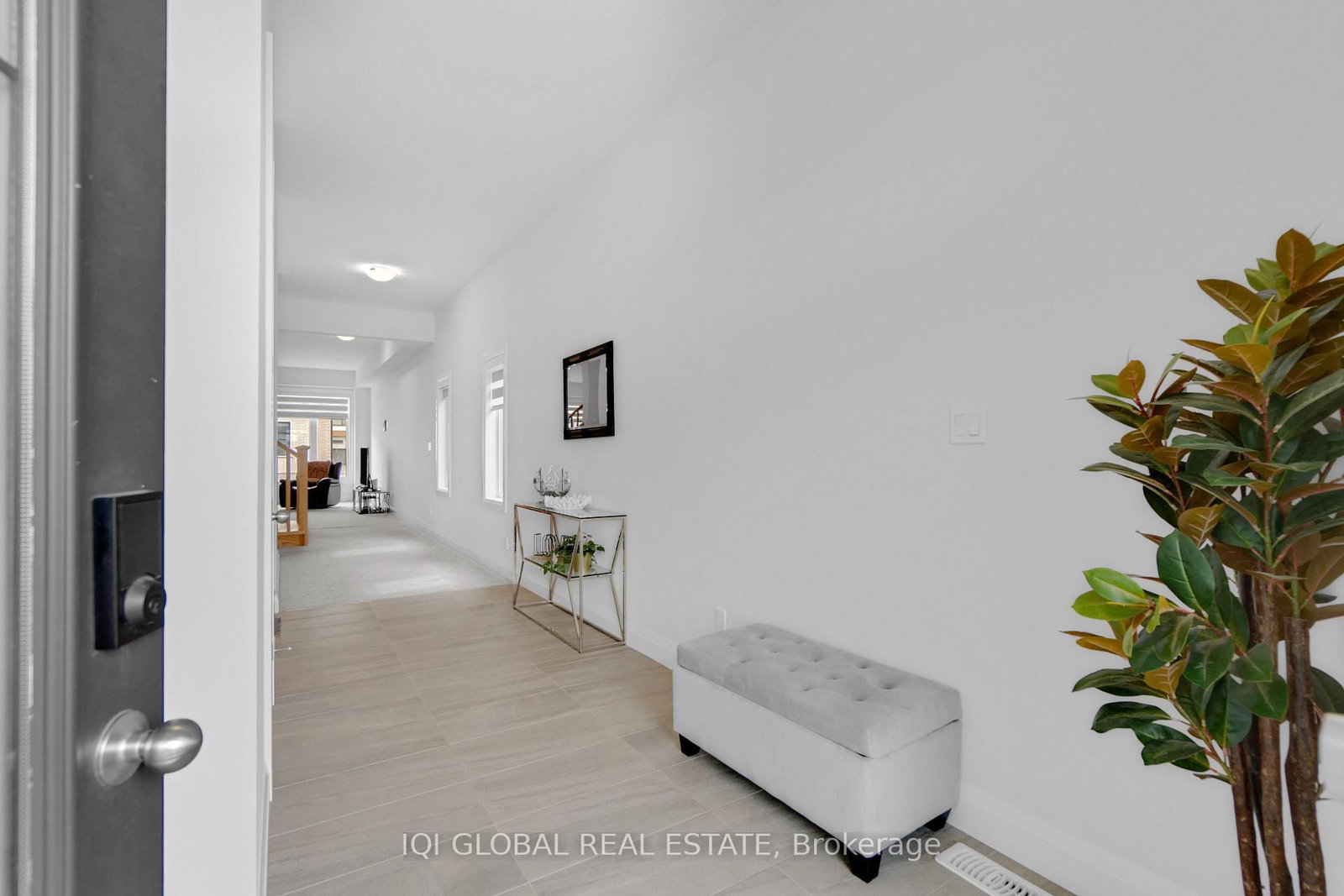 92 Sass Crescent • Brant, ON photo 9