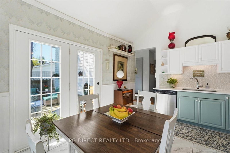24 N Hastings Ave photo 5