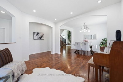 72 Maricona Way • Kanata, ON photo 8