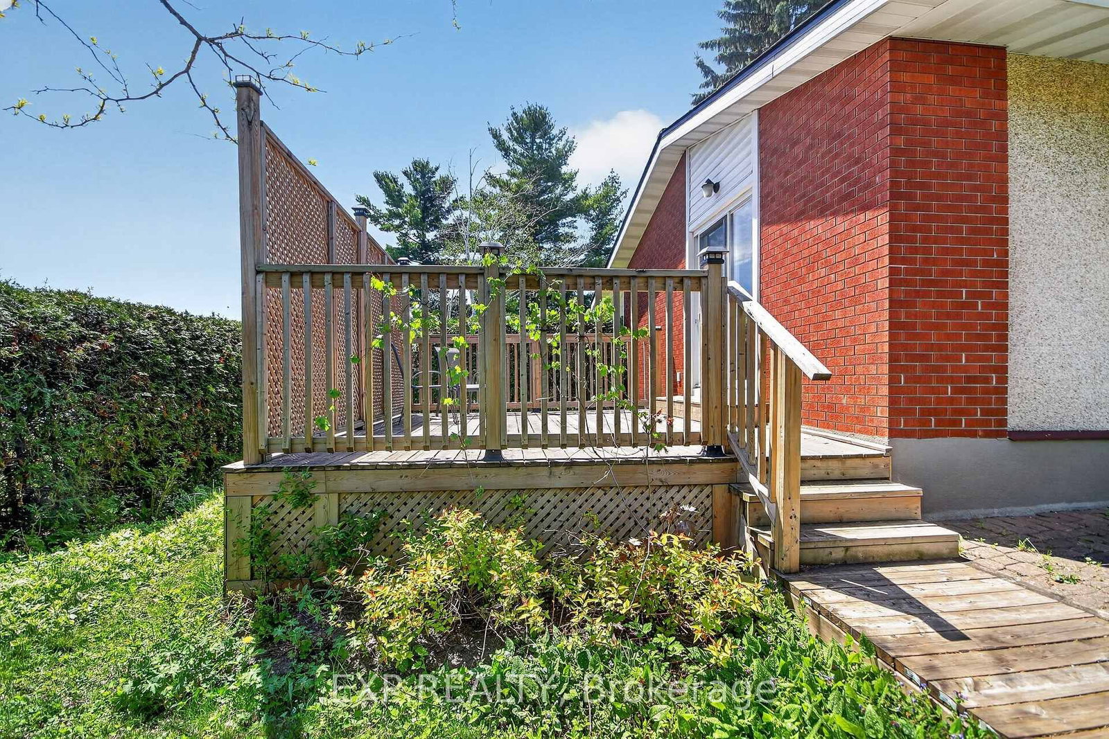 31 Barlyn Avenue • Ottawa, ON photo 17