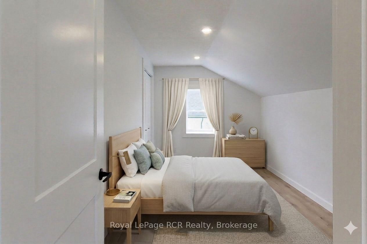 563 7th Avenue • Hanover, ON photo 39