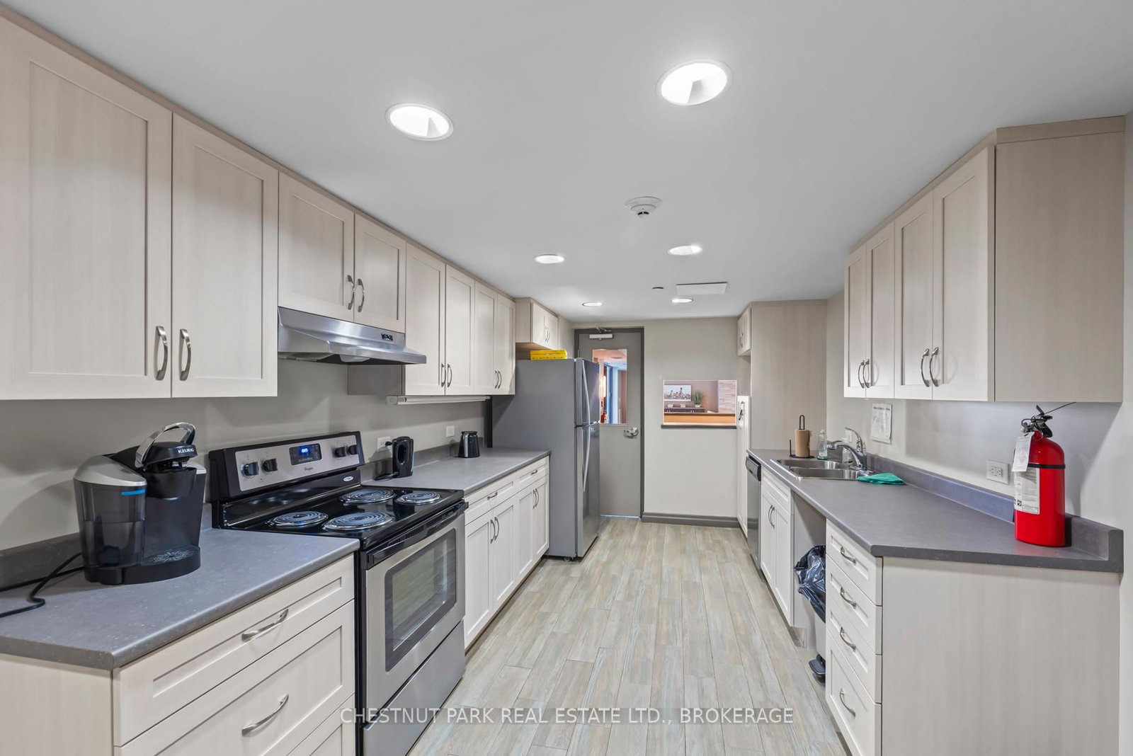 121 Queen Street • #602 • Kingston, ON photo 42