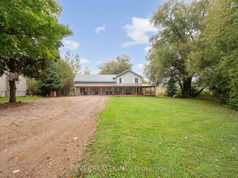 8 Scott Crescent