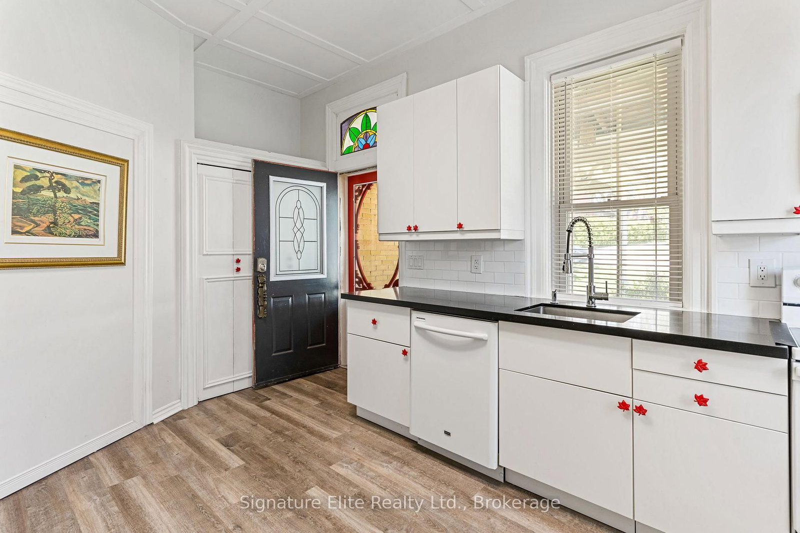 65 Bond Street W • Kawartha Lakes, ON photo 32