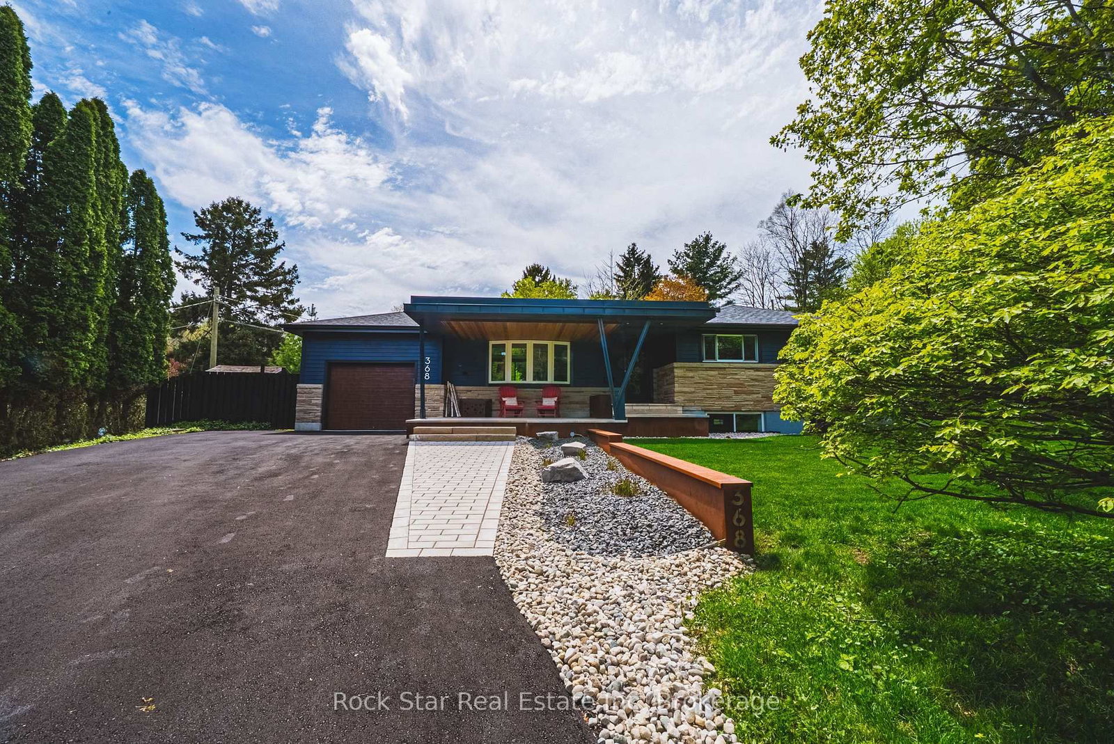 368 Philip Place - Photo 4