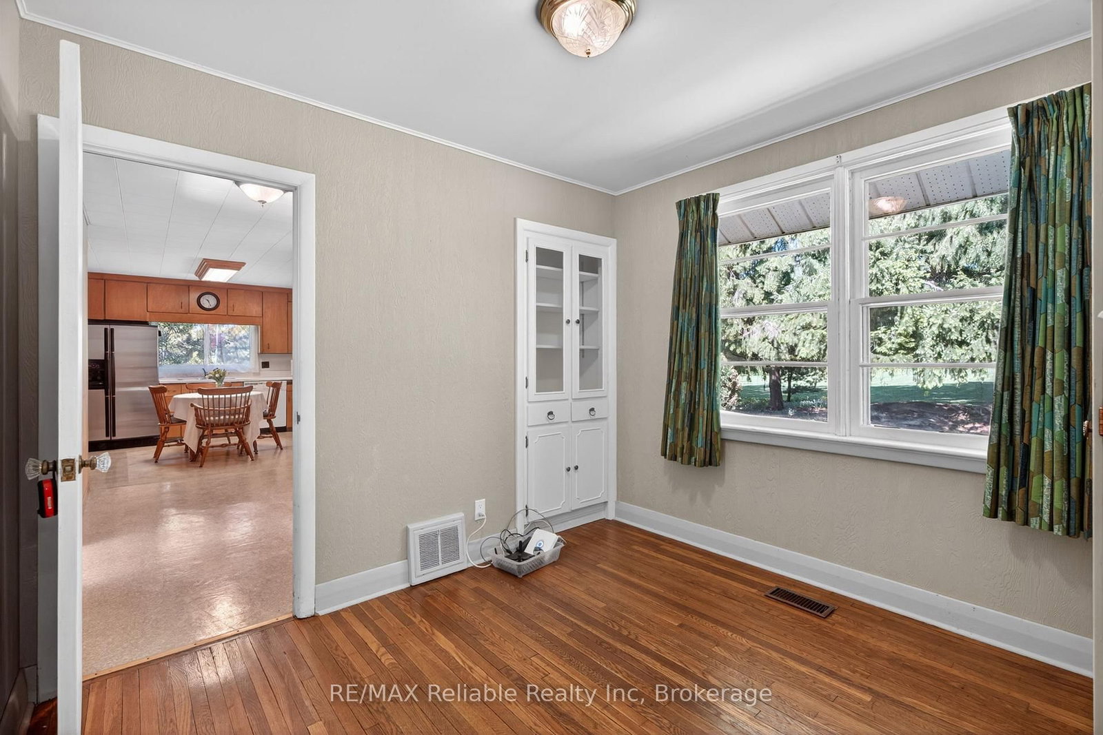 68 William Street • Huron East, ON photo 12