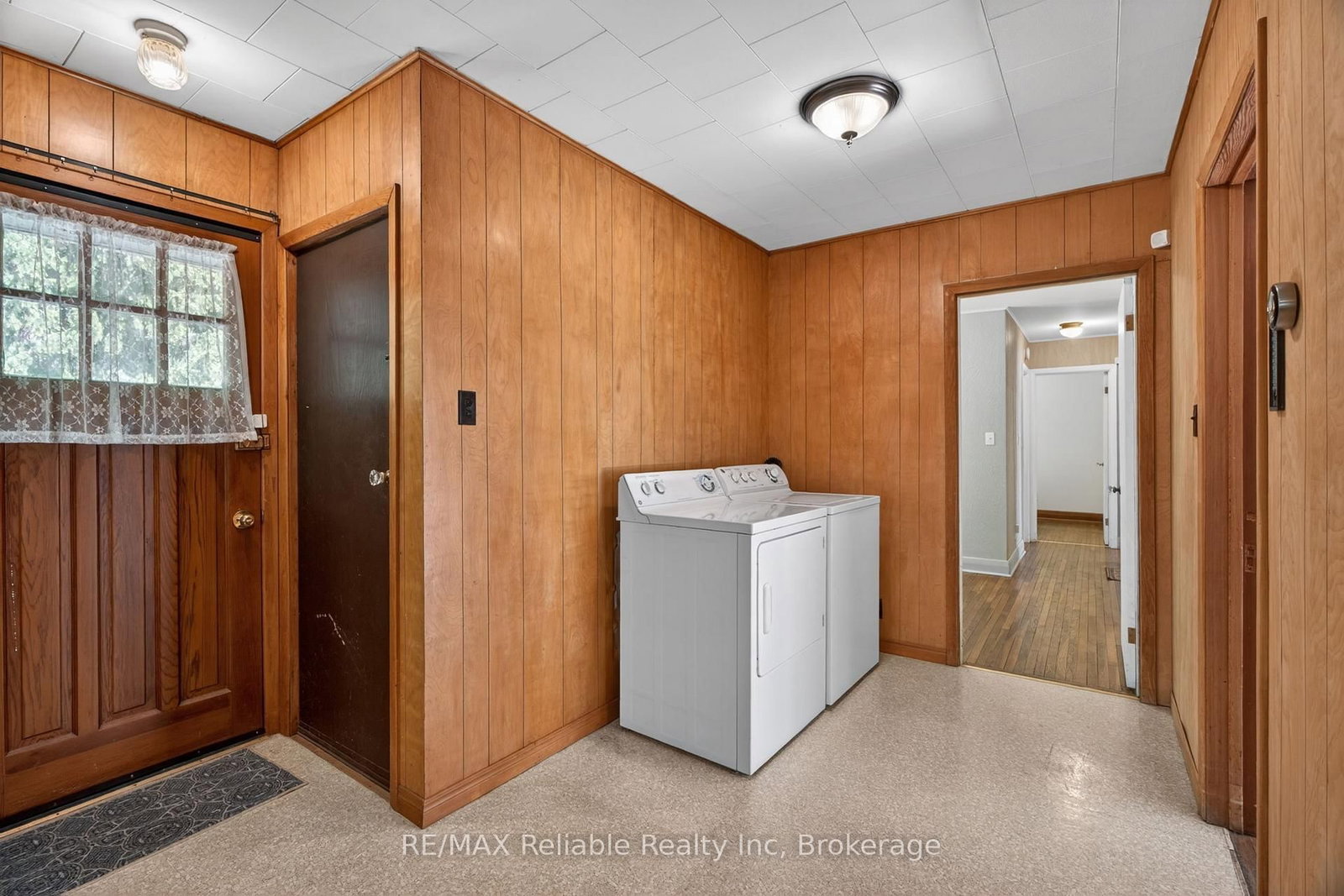 68 William Street • Huron East, ON photo 18