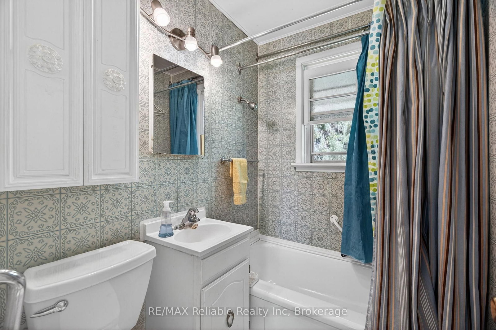 68 William Street • Huron East, ON photo 19