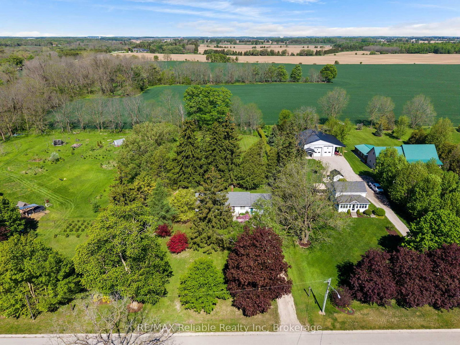 68 William Street • Huron East, ON photo 32